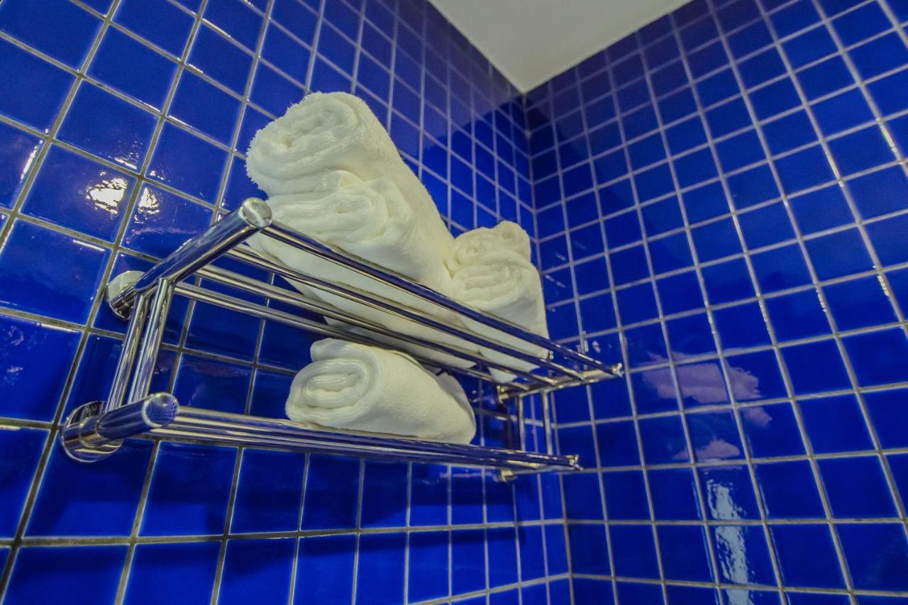 Graphic Hotel Μπατούμι Εξωτερικό φωτογραφία